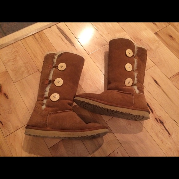 UGG Shoes - 🇺🇸SALE Ugg boots size 8